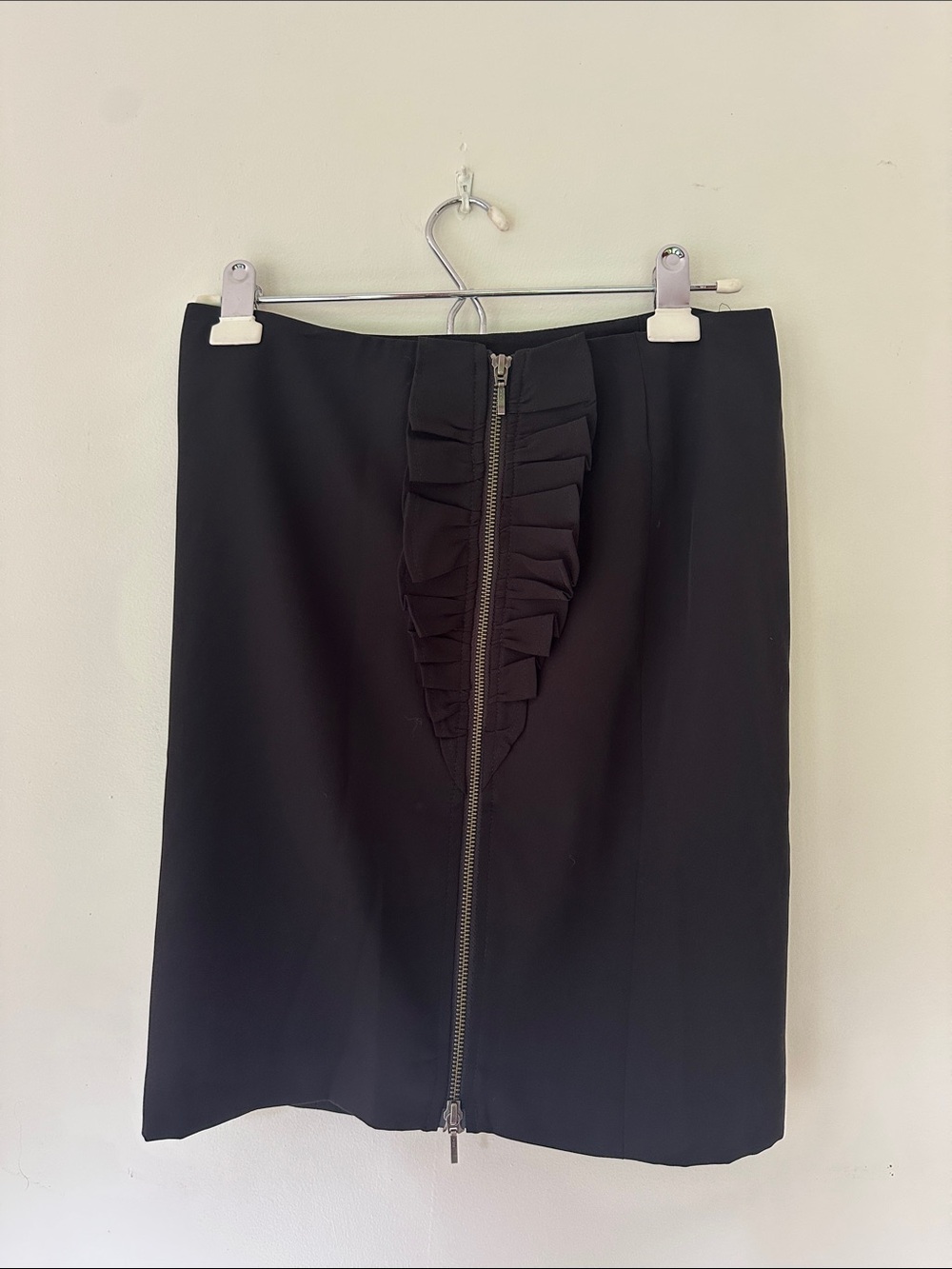 Banana Republic Black Front-Zip Pencil Skirt with Ruffle Trim